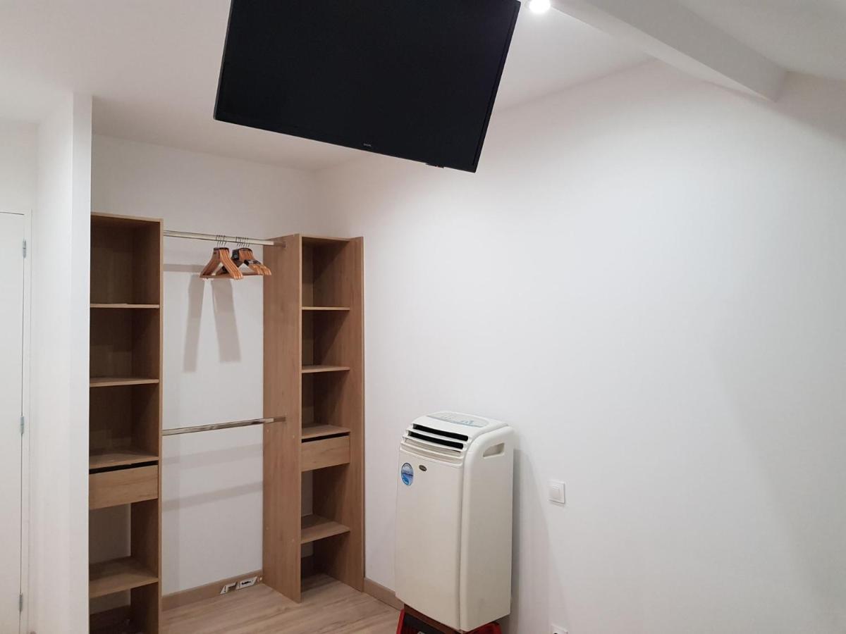 11 - Tres Joli 2 Pieces Tout Equipe Pour 1 A 5 Personnes, Vue Sur Parc Arbore, Parking Privatif Gratuit, Grand Fourgon Possible, Tout Le Linge De Maison Est Fourni Razac-sur-lʼIsle 외부 사진