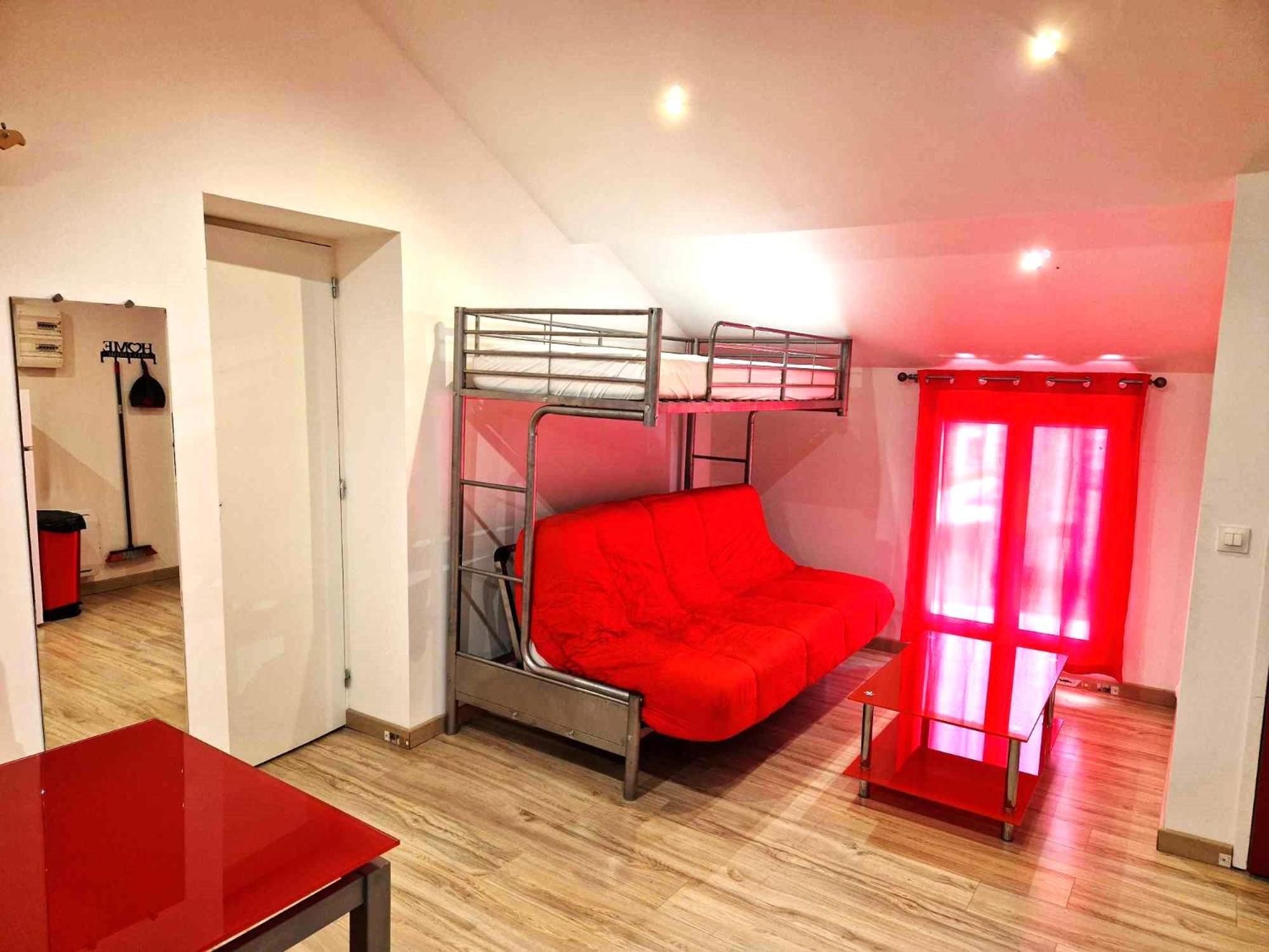 11 - Tres Joli 2 Pieces Tout Equipe Pour 1 A 5 Personnes, Vue Sur Parc Arbore, Parking Privatif Gratuit, Grand Fourgon Possible, Tout Le Linge De Maison Est Fourni Razac-sur-lʼIsle 외부 사진
