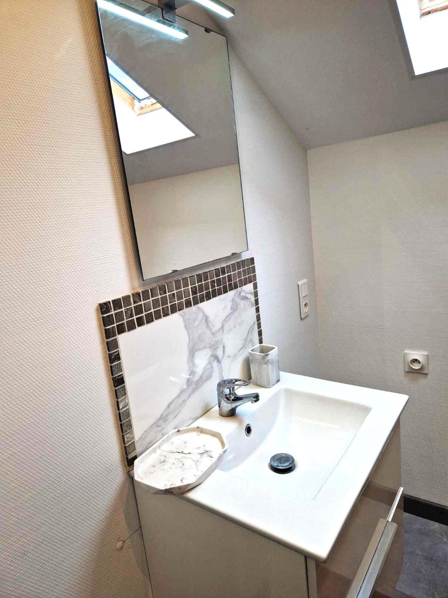 11 - Tres Joli 2 Pieces Tout Equipe Pour 1 A 5 Personnes, Vue Sur Parc Arbore, Parking Privatif Gratuit, Grand Fourgon Possible, Tout Le Linge De Maison Est Fourni Razac-sur-lʼIsle 외부 사진